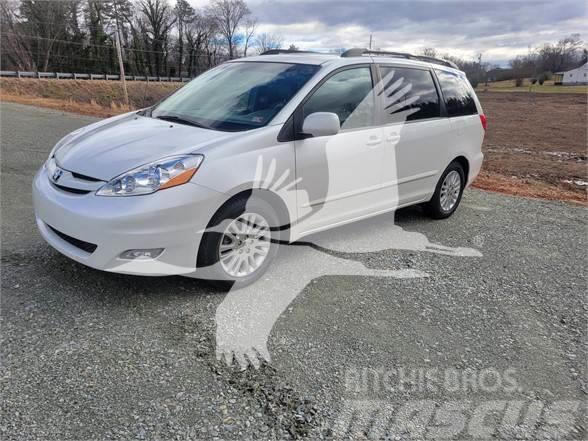 Toyota SIENNA XLE Anders