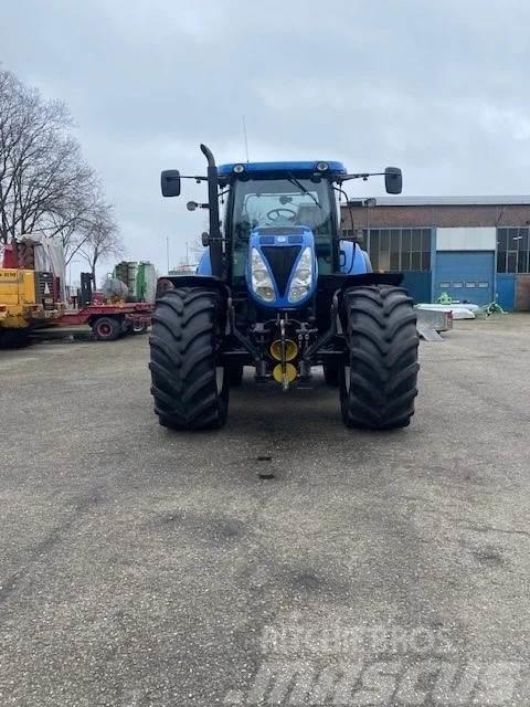 New Holland T7 210 T7.210 Tractoren