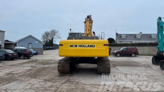 New Holland E335 Rupsgraafmachines