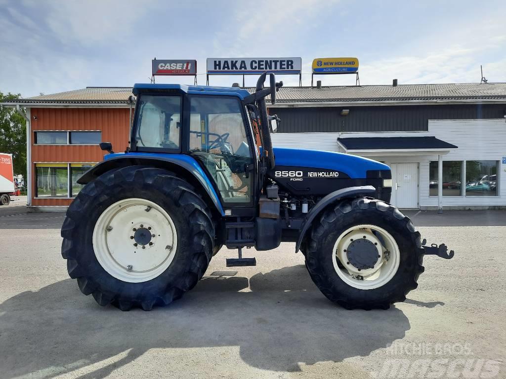 New Holland 8560 RC Tractoren
