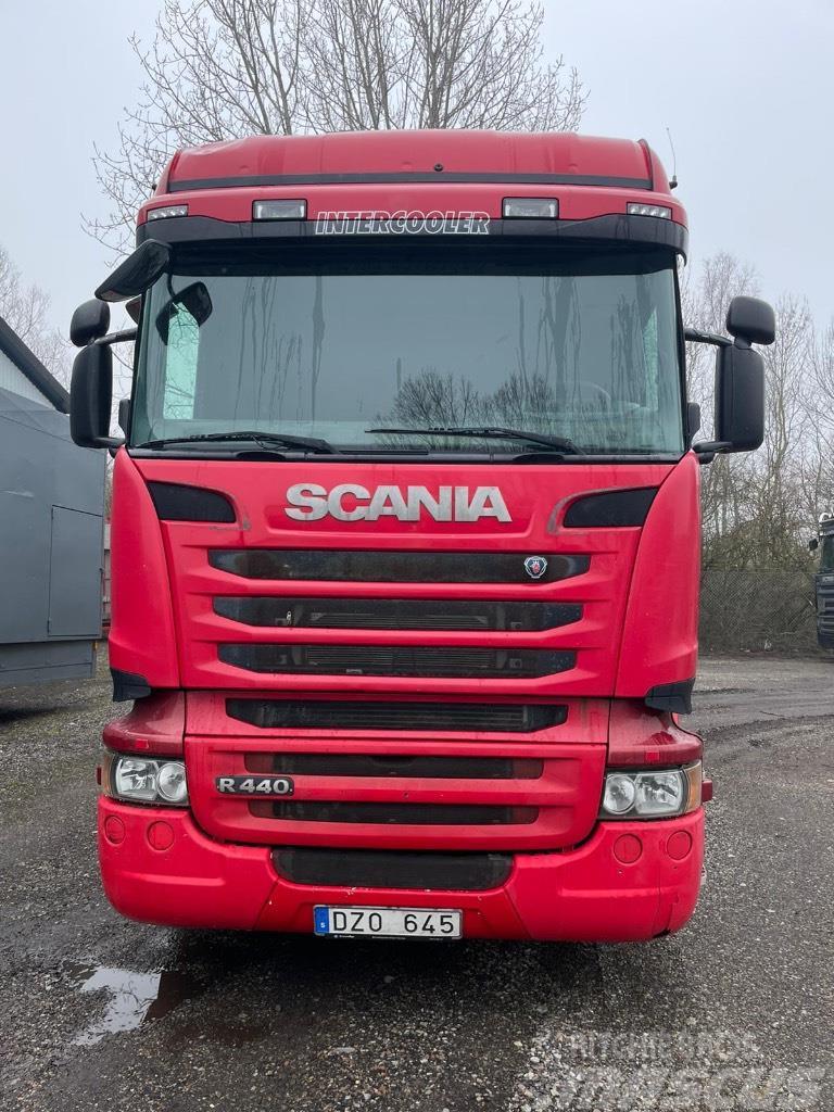 Scania R 440 Bakwagens met gesloten opbouw