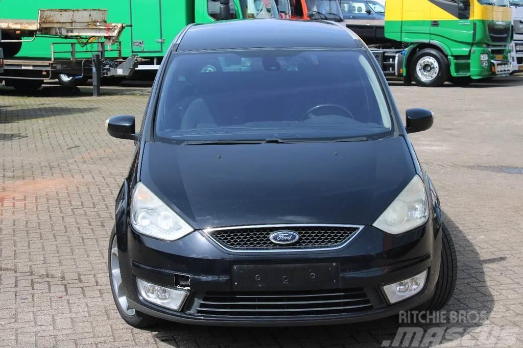 Ford Galaxy 1.8 tdci + 7 persons + manual Auto's
