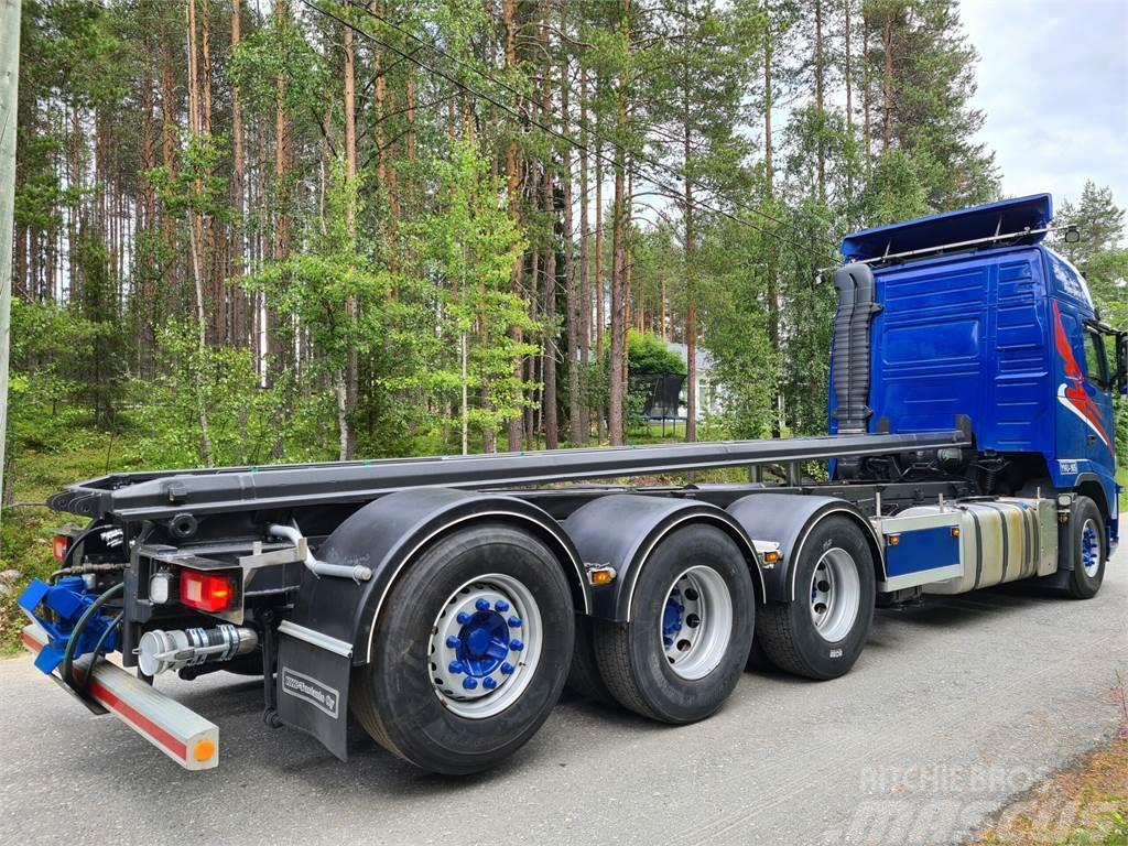 Volvo FH500 8x4 Tridem Containertrucks met kabelsysteem