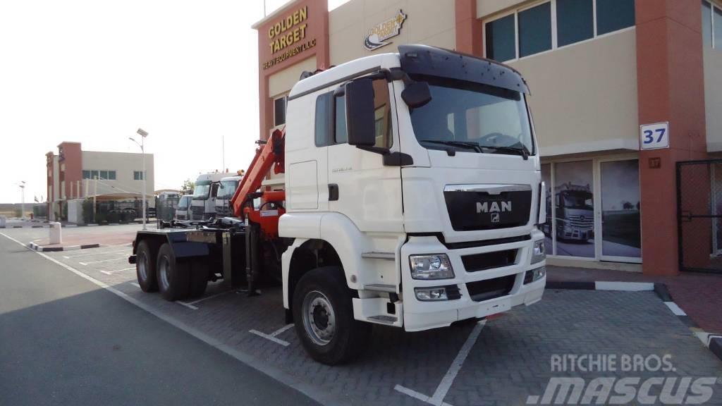 MAN 26.440 6×4 HOOK LOADER + ATLAS 165 CRANE Vrachtwagen met containersysteem