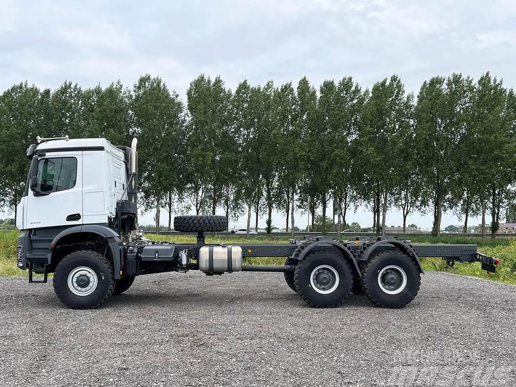 Mercedes-Benz Arocs 3342-A Chassis Cabin Chassis met cabine