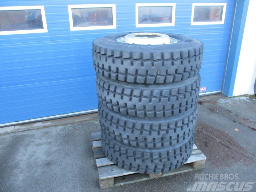 Michelin Goodyear  Continental 315/8R22,5 Banden, wielen en velgen