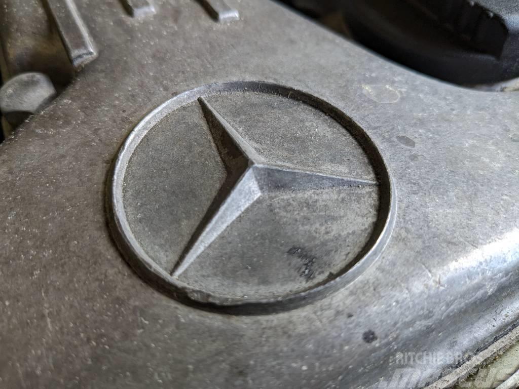Mercedes-Benz E280 Auto's