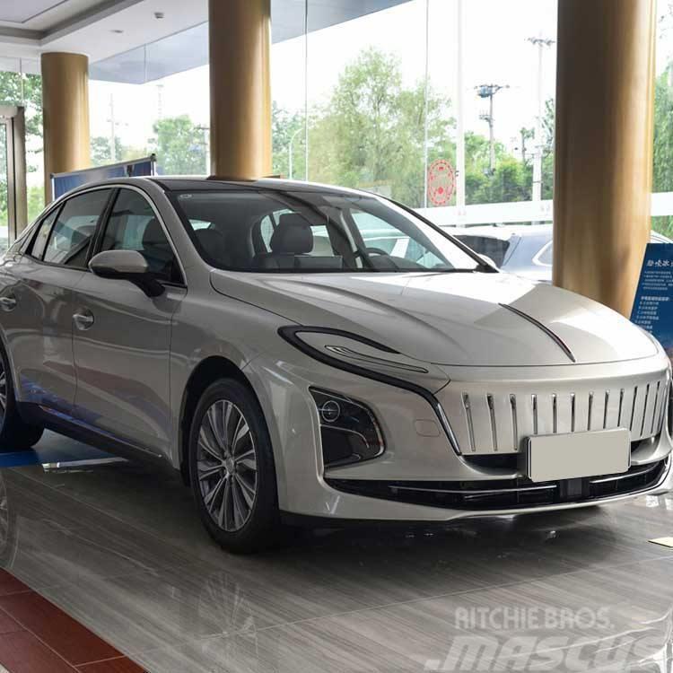  BTHQQ5 Hongqi Vehicle Made in China Plus Electrica Auto's