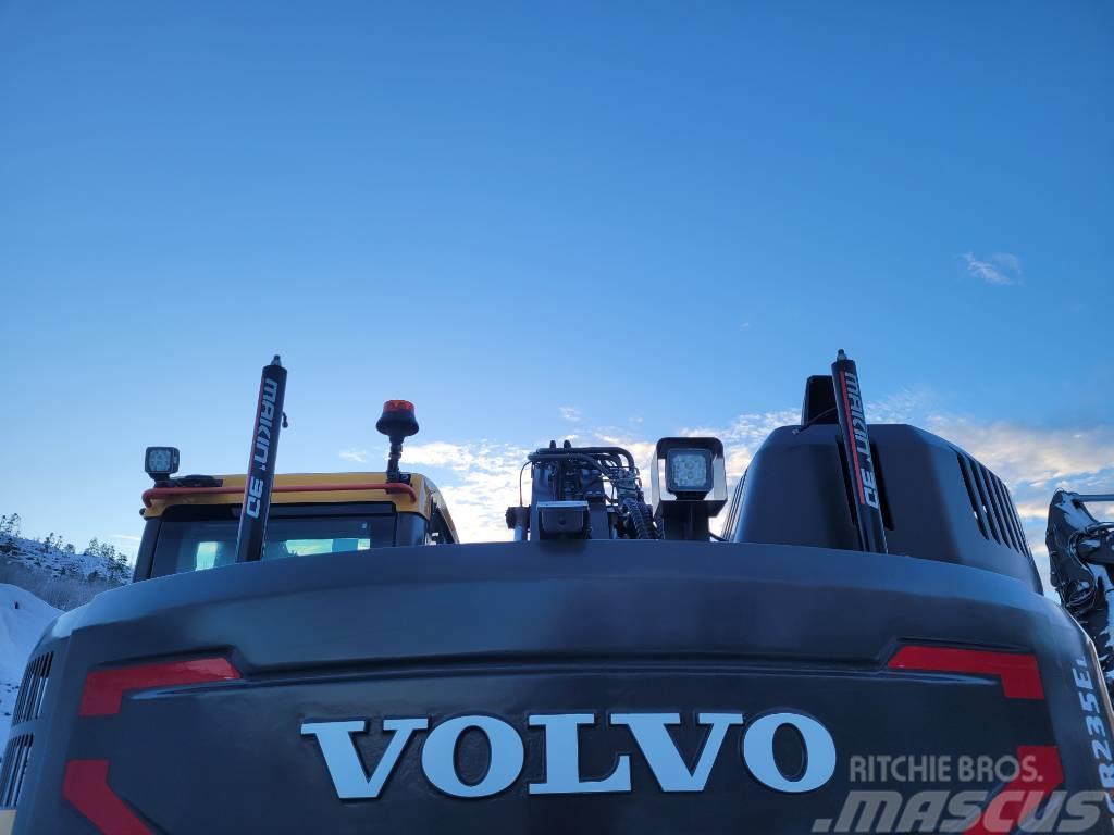 Volvo ECR235EL Makin 3D Säljes/For Sale Rupsgraafmachines