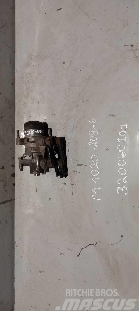 MAN TGA valve 320060101 Versnellingsbakken