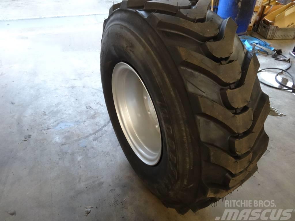  H. Vrakking Tires 46x17.0R20 or 450/70R20 Banden, wielen en velgen