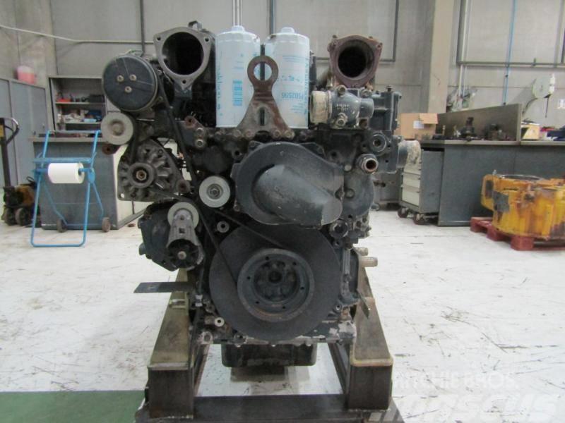 Liebherr R954C Litronic Motor D936L A6 Motoren