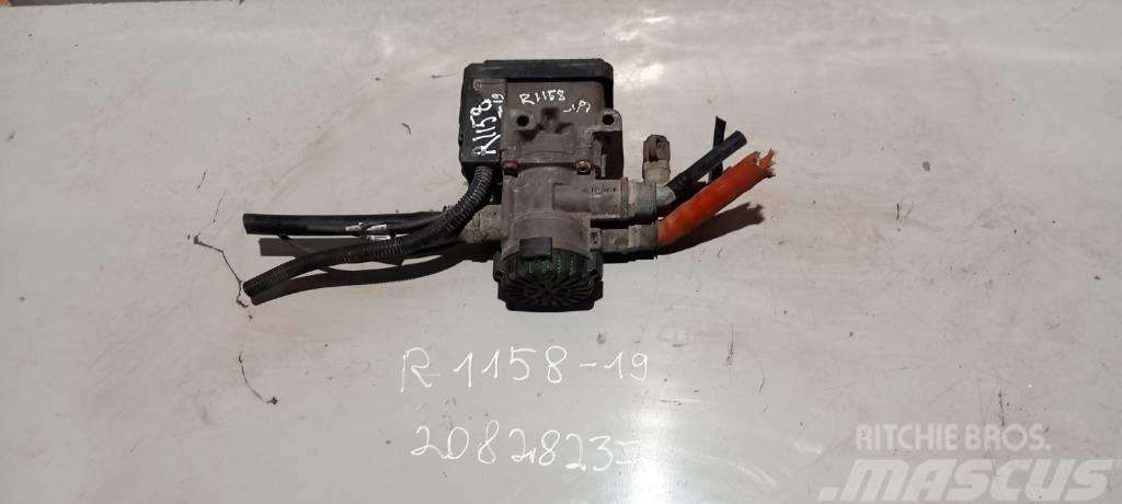 Renault Midlum 180 EBS brake valve 20828237 Remmen