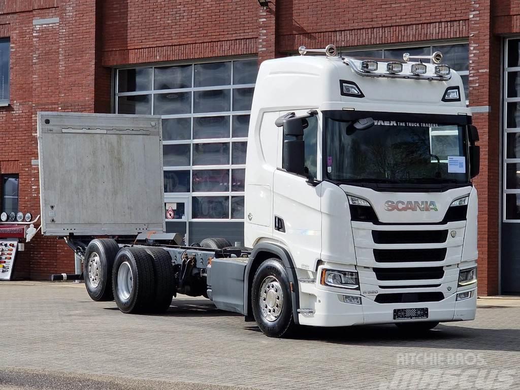 Scania R520 V8 NGS Highline 6x2*4 - Chassis - 4.75 WB - R Containertrucks met kabelsysteem