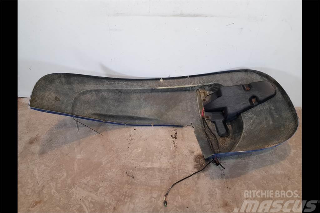 New Holland TG285 Rear Fender Chassis en ophanging