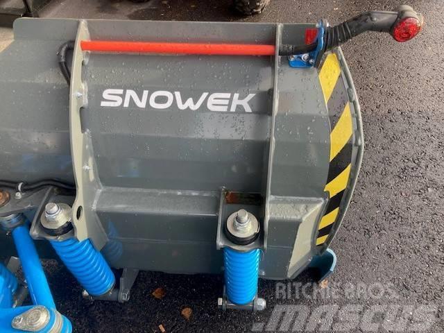 Snowek U360 U-Aura Sneeuwschuivers en -ploegen