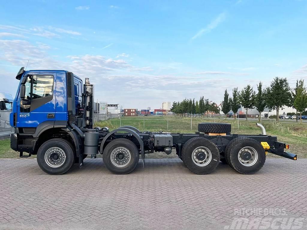 Iveco Trakker 410T50 Chassis Cabin Chassis met cabine
