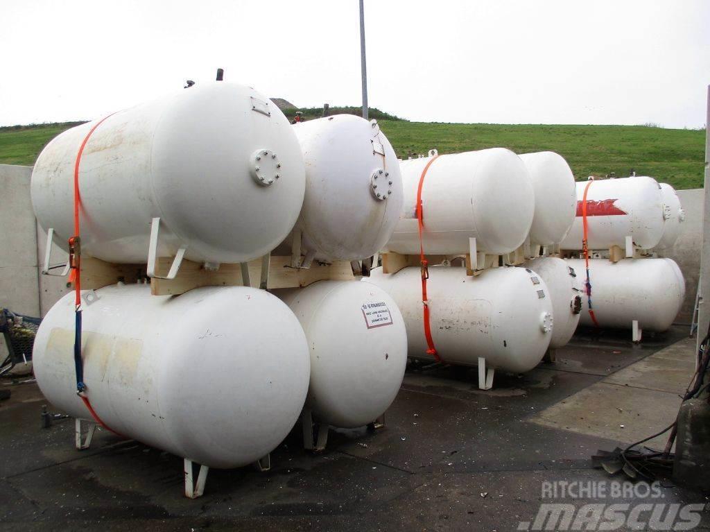 LPG / GAS GASTANK 2700 LITER Brandstof-en toegevoegde tanks