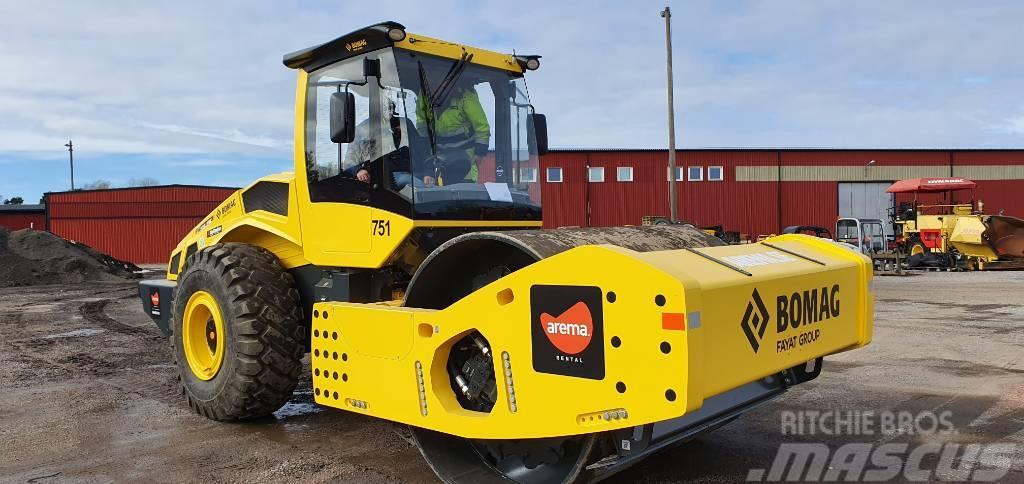 Bomag BW226 BVC-5 *uthyres / only for rent* Trilrolwalsen