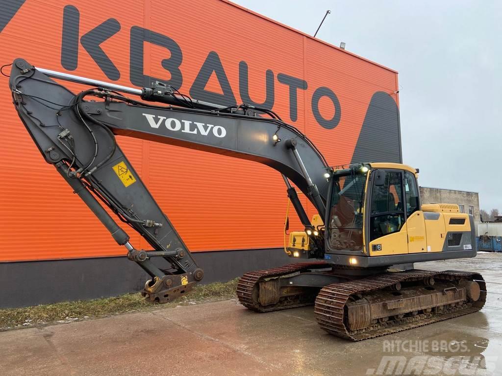 Volvo EC 220 DL QUICK COUPLER / CENTRAL LUBRICATION / AC Rupsgraafmachines