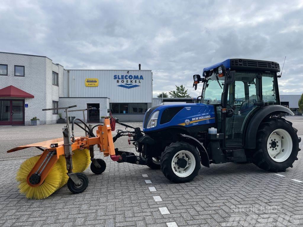 New Holland T4.80N & Sweeper Tractoren