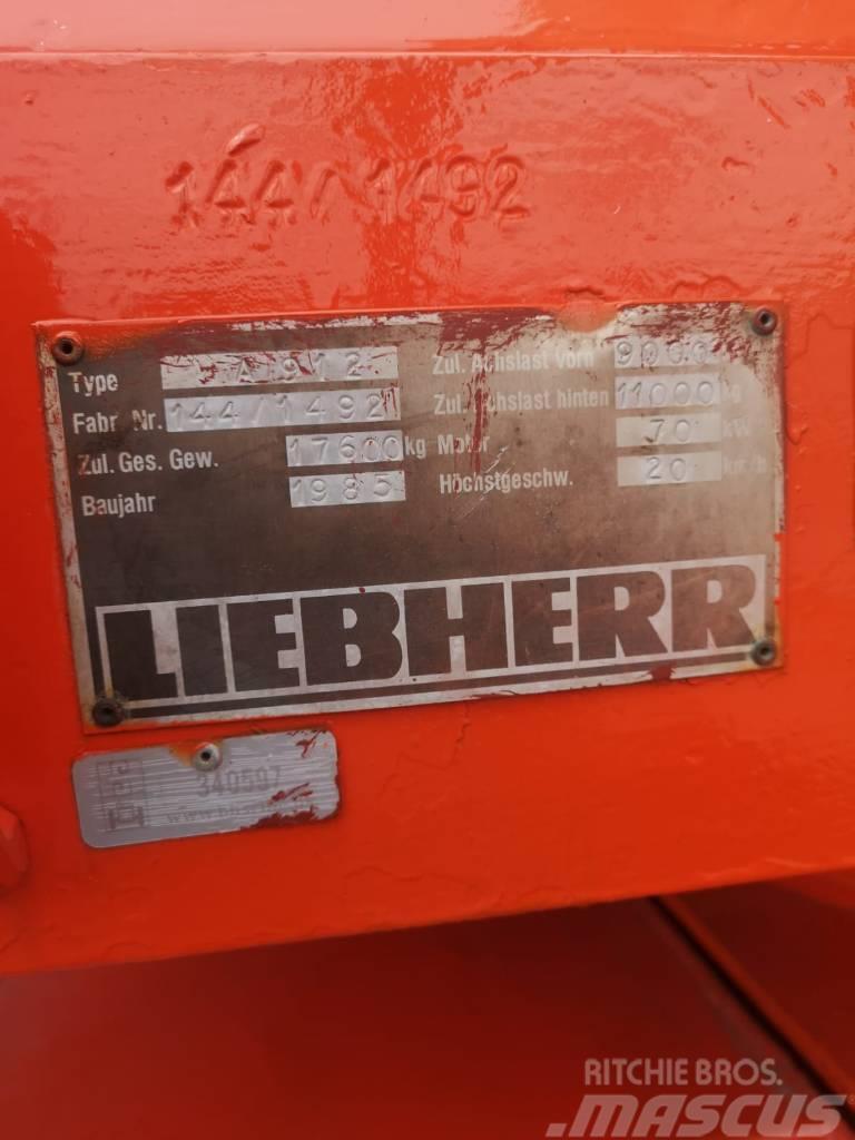 Liebherr A 912 Wielgraafmachines