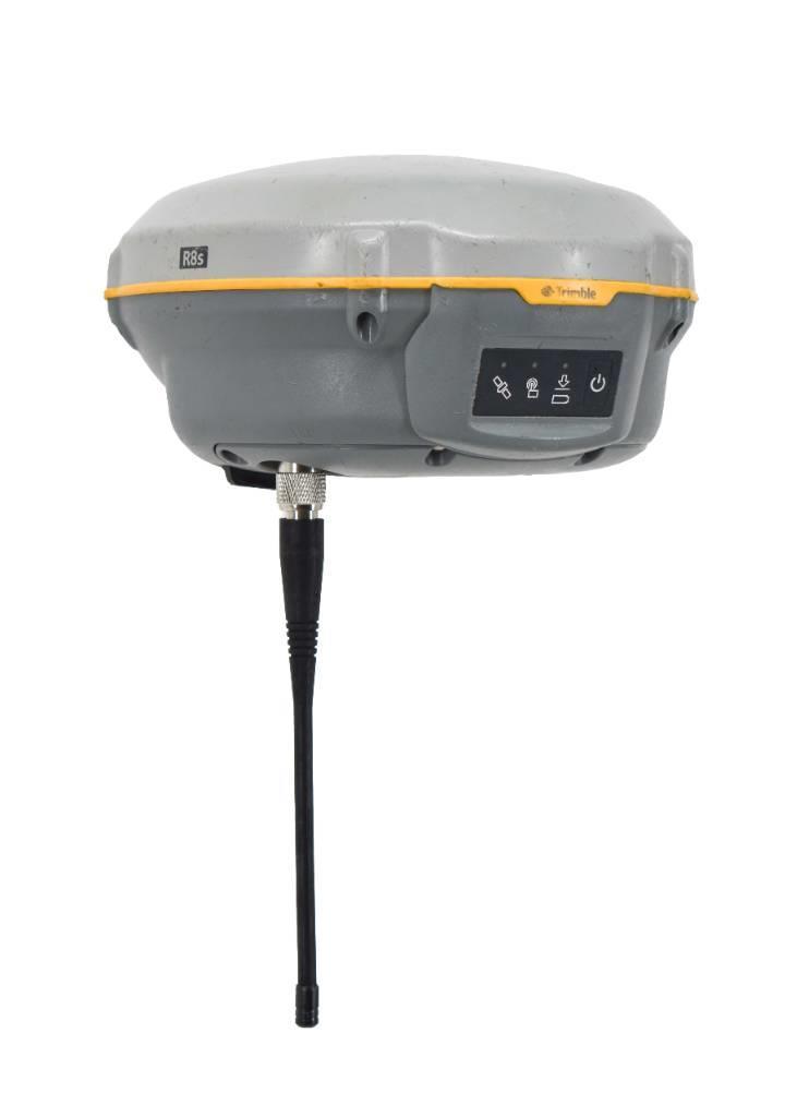 Trimble Single R8 Model S 410-470 MHz GPS Rover Receiver Overige componenten