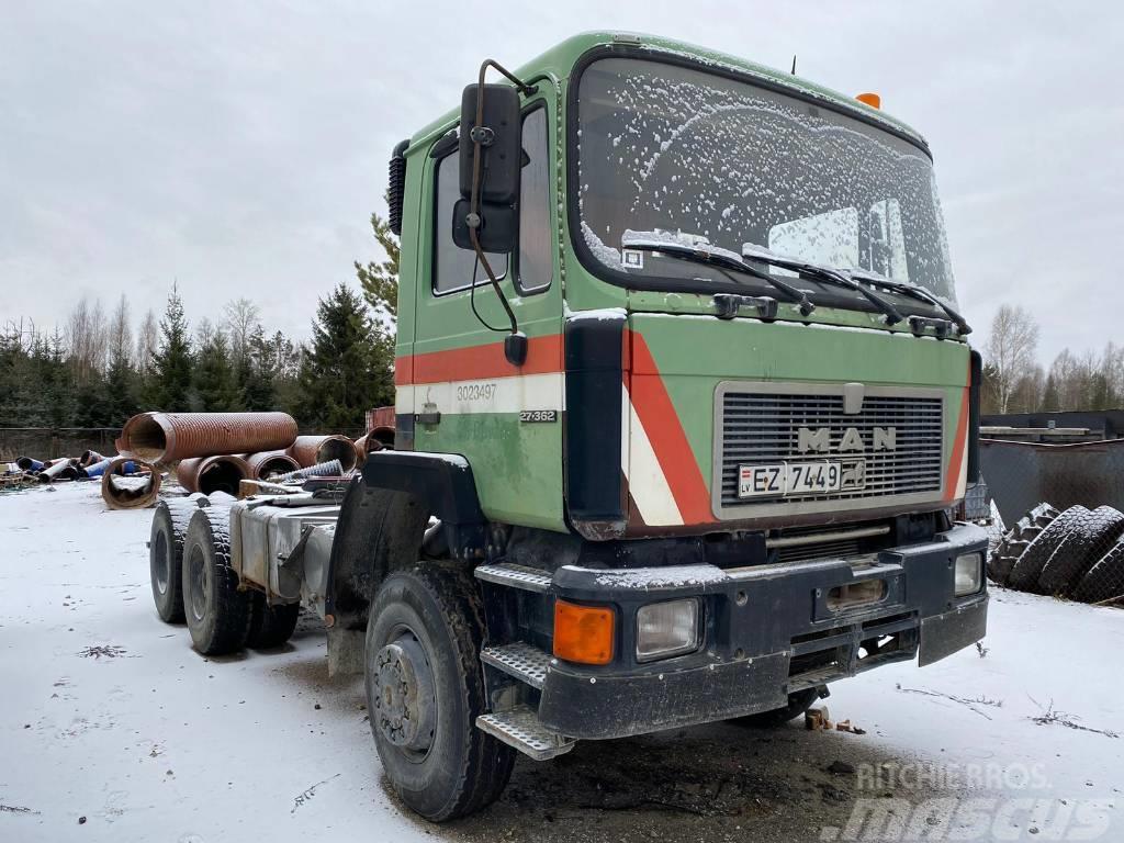 MAN 27.362 Chassis met cabine