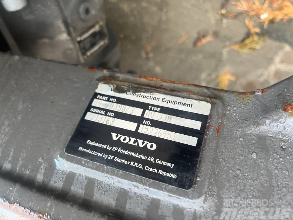 Volvo L 30 G Assen
