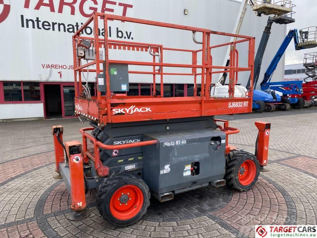 SkyJack SJ6832 RT Diesel 4x4 Scissor Work Lift 1180cm Schaarhoogwerkers