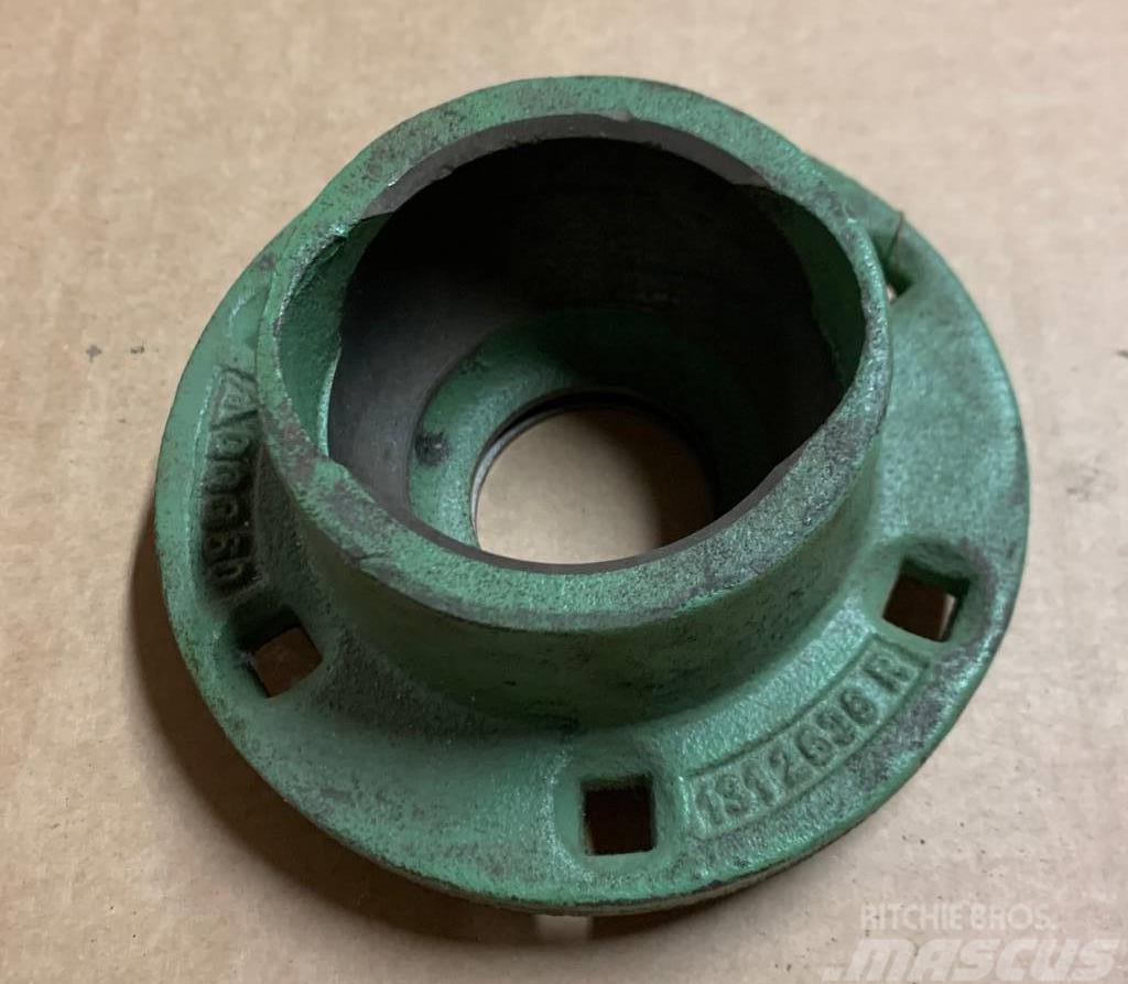 Deutz-Fahr Bearing house 06262731, 06262732, 1212409001300 Chassis en ophanging