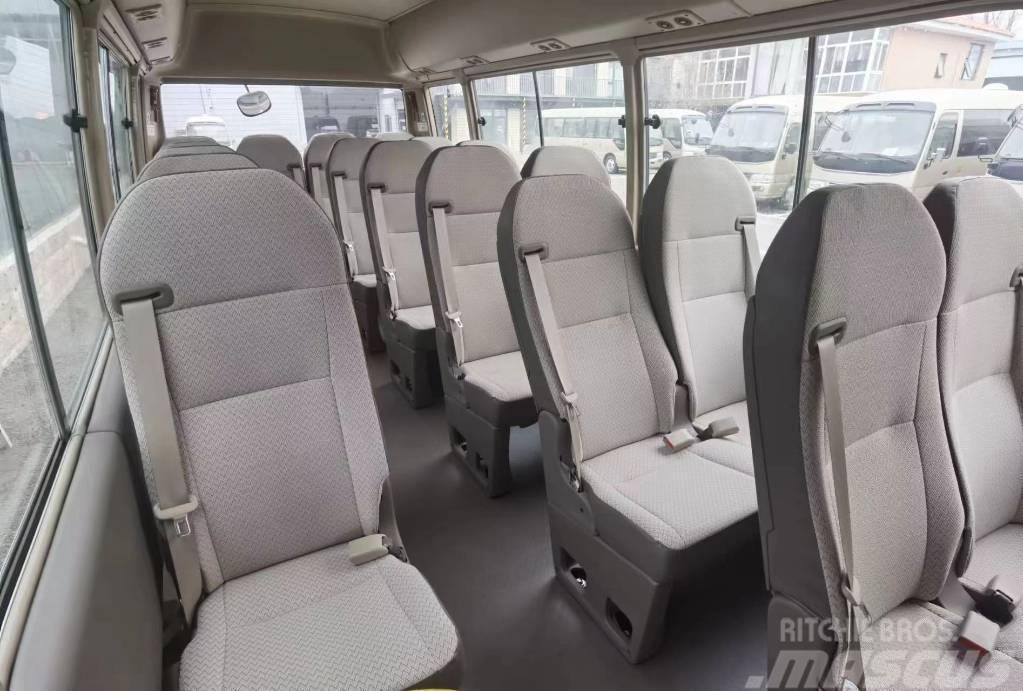 Toyota Coaster Minibussen