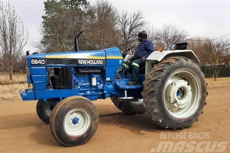 New Holland 6640 Tractor Tractoren
