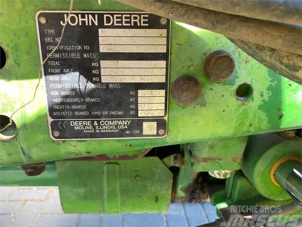 John Deere-5820 Tractoren