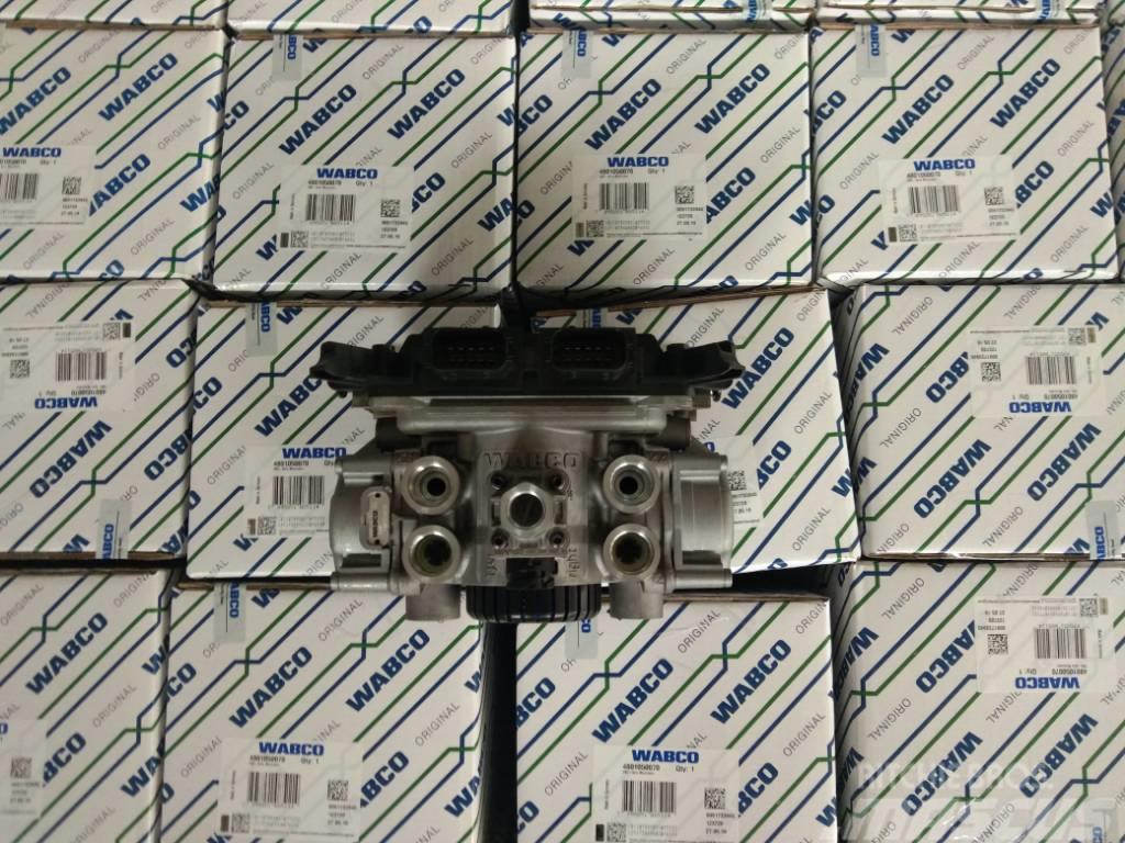 Mercedes-Benz A0002540447 Chassis en ophanging