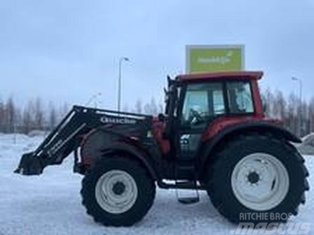 Valtra M130+EK QUICKE Q970 Tractoren