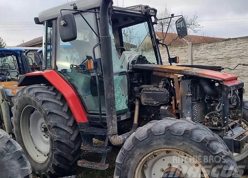  skrzynia zwrotnica silnik Massey Ferguson spare pa Overige accessoires voor tractoren