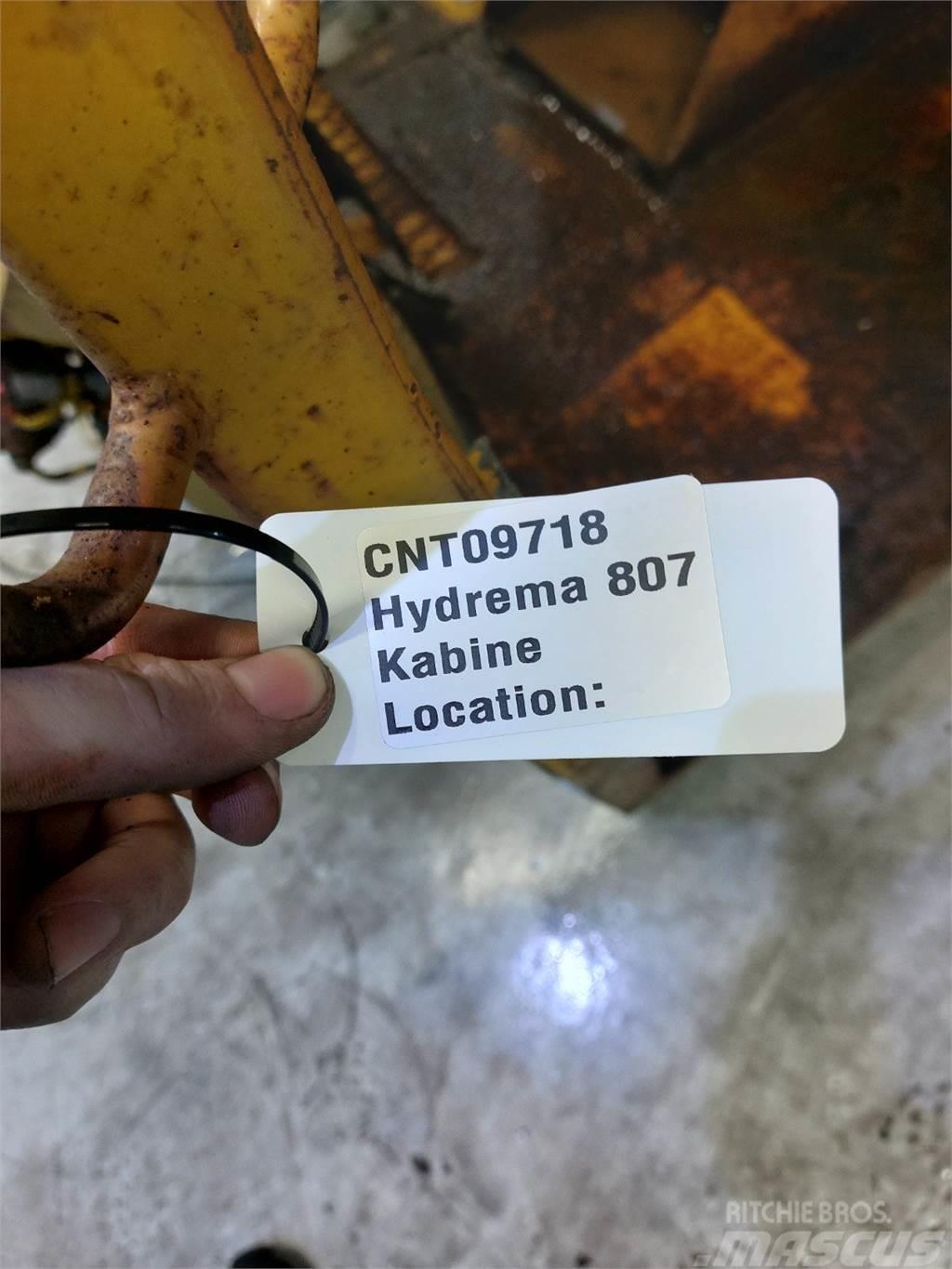 Hydrema 807 Cabine en interieur