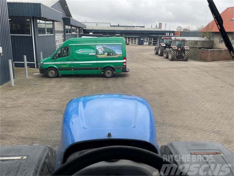 New Holland 8040 Affjedret foraksel Tractoren