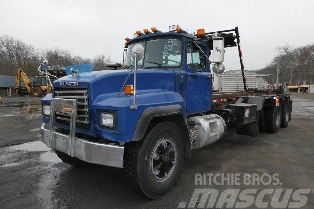 Mack RD688S Containerchassis