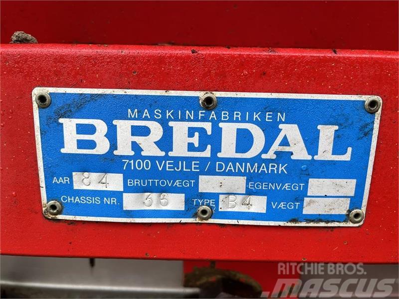 Bredal B 4 Med rustfri båndkasser Kunstmeststrooiers