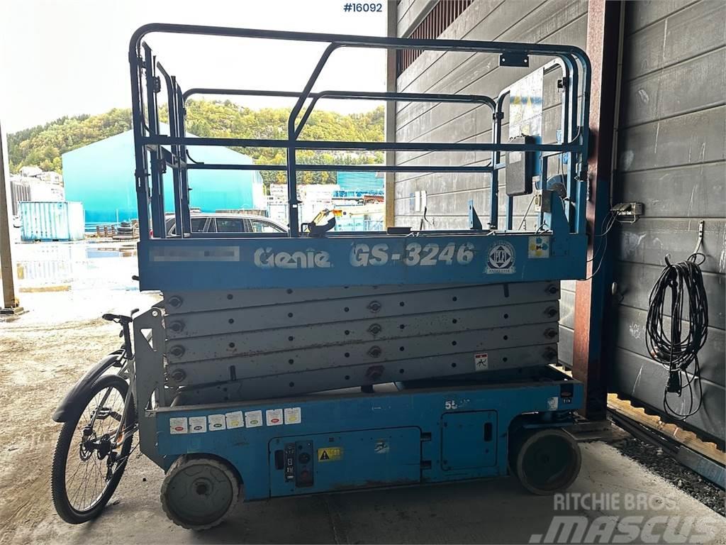 Genie GS 3246 Scissor lift. Delivered certified Schaarhoogwerkers