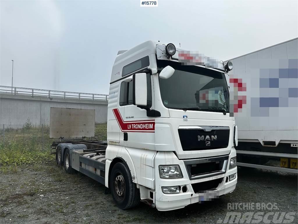 MAN TGX 26.480 6x2 Container truck w/ lift. Rep object Containerchassis