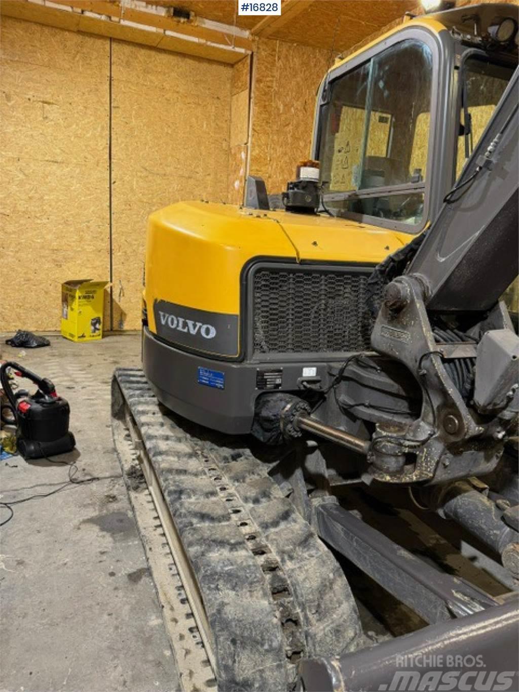 Volvo ECR88D Tracked excavator w/ bucket and tilt Rupsgraafmachines