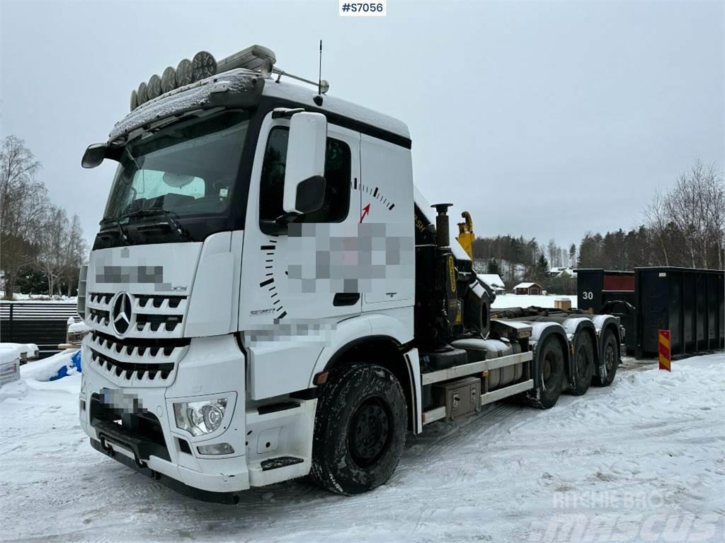 Mercedes-Benz Arocs Vrachtwagen met containersysteem