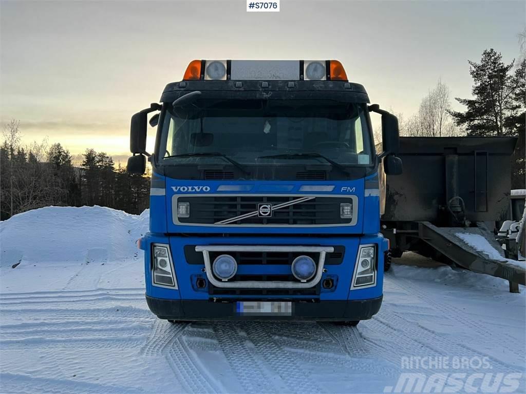 Volvo FM400 6*2 Crane Truck with tiltable flatbed + Palf Vlakke laadvloer met kraan