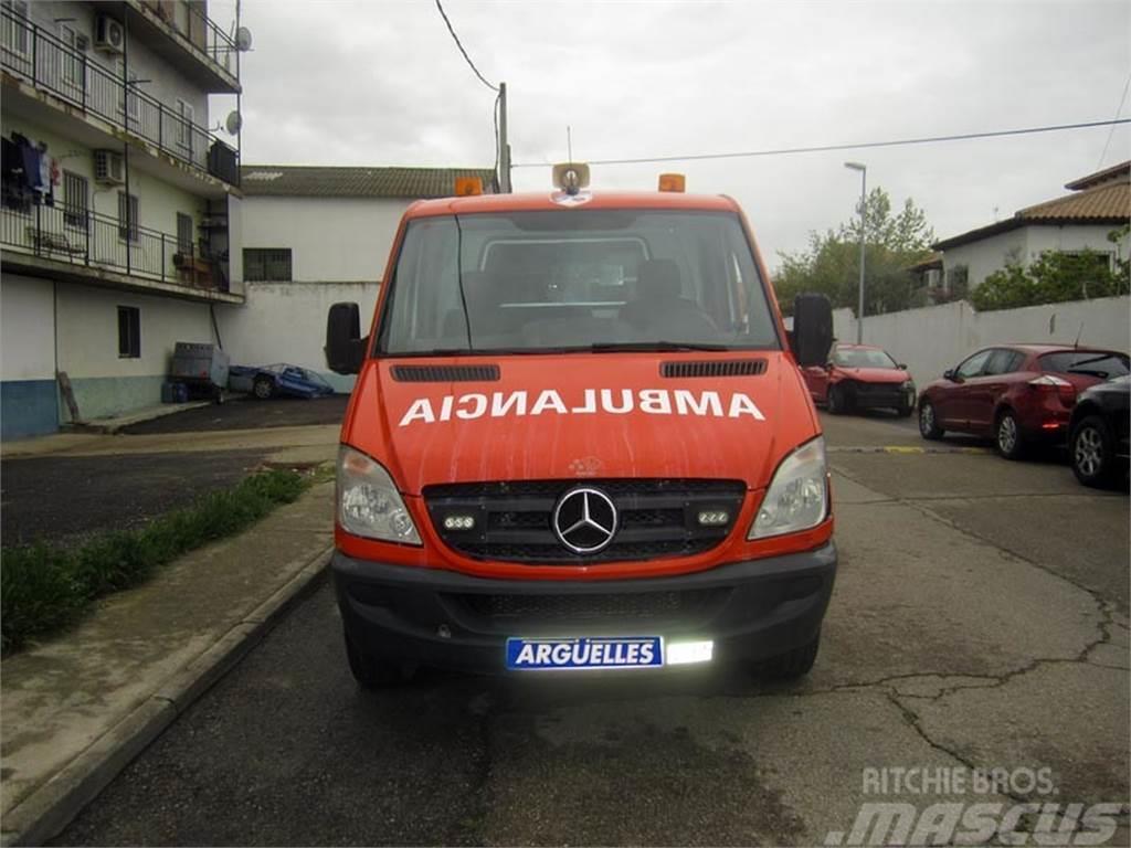 Mercedes-Benz Sprinter 315 CDI AMBULANCIA L2H1 Ambulance Gesloten bedrijfswagens