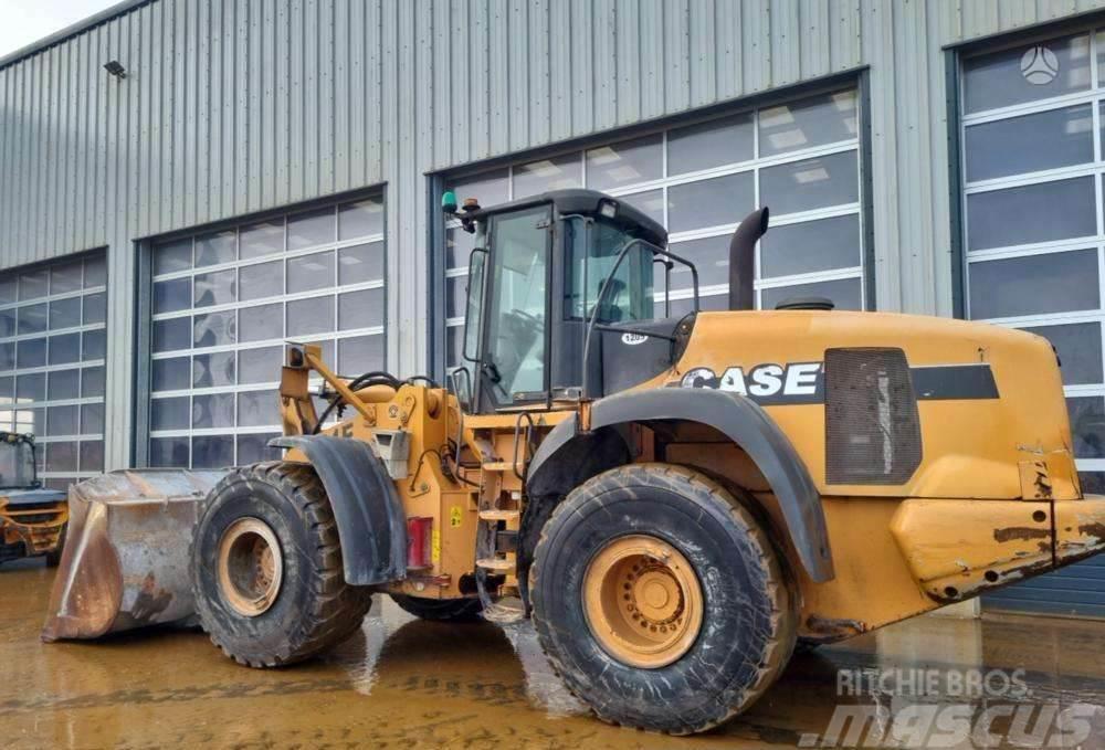 CASE 921E Tool-carriers