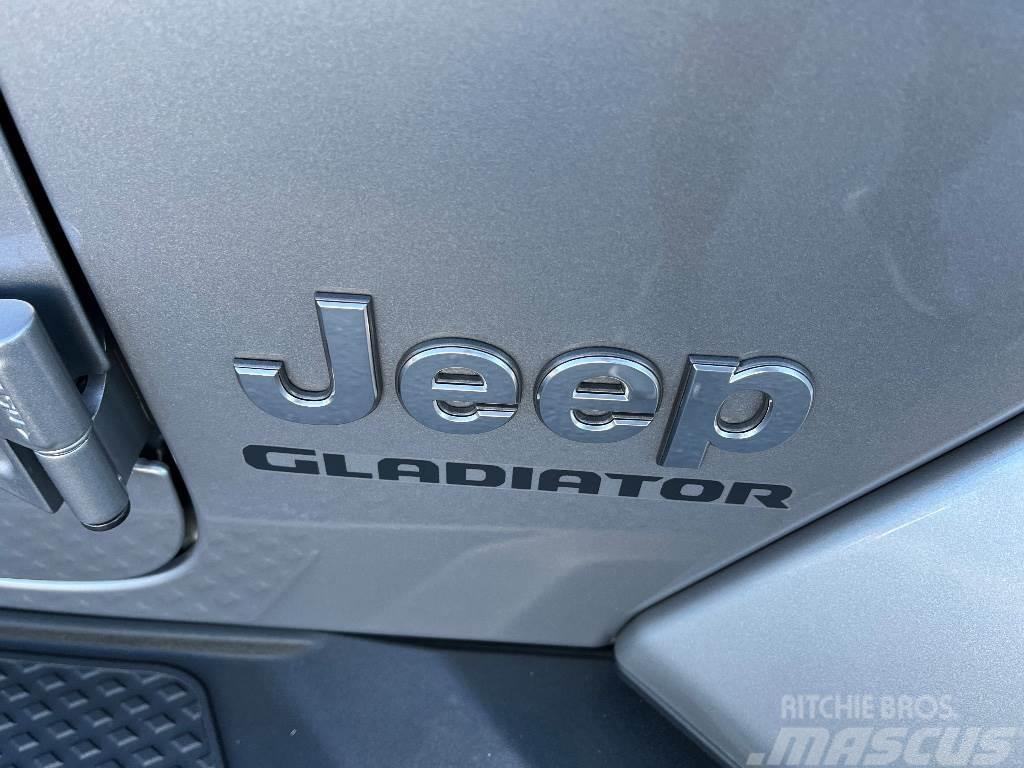 Jeep Gladiator Overland Auto's