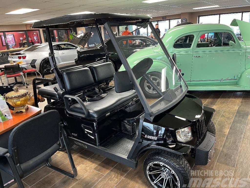  TOMBERLIN GOLF CART Golfkarren / golf carts